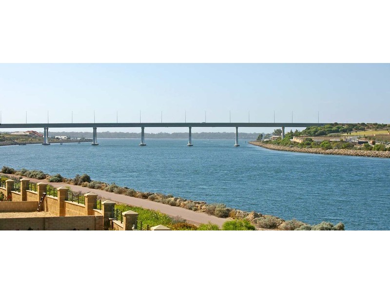 74 Voyager Close, PORT BOUVARD, Wannanup WA 6210