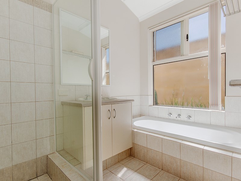 50 Northport Boulevard, Wannanup WA 6210