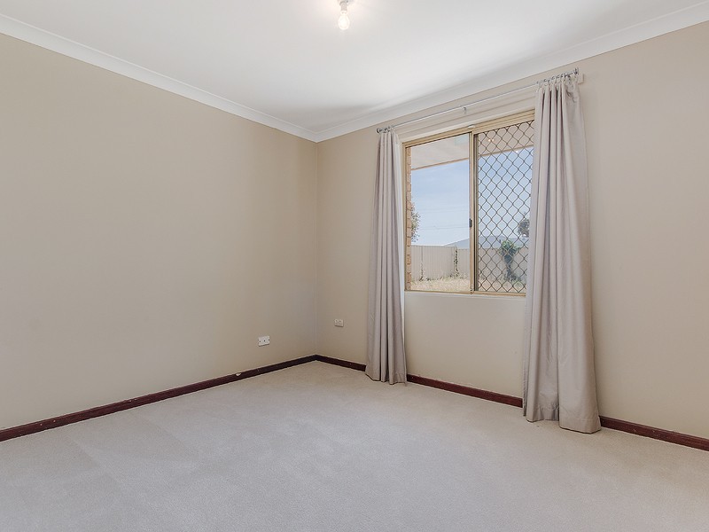 7 Adare Place, Coodanup WA 6210