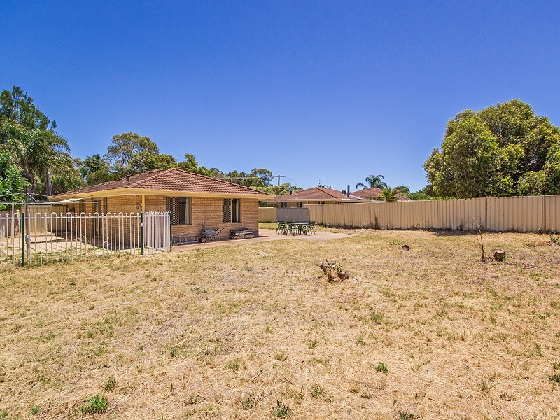 7 Adare Place, Coodanup WA 6210