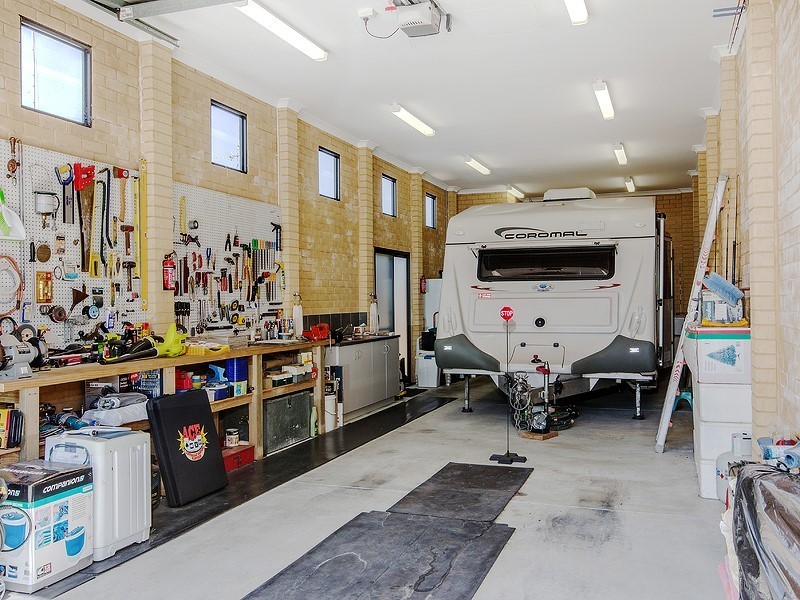 24 Seascapes Boulevard, Halls Head WA 6210