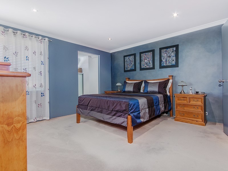 24 Seascapes Boulevard, Halls Head WA 6210