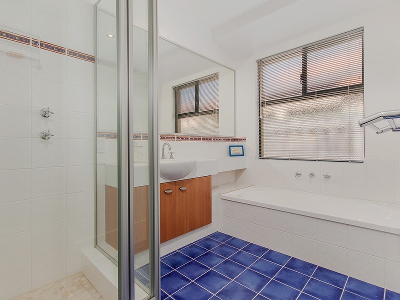 24 Seascapes Boulevard, Halls Head WA 6210