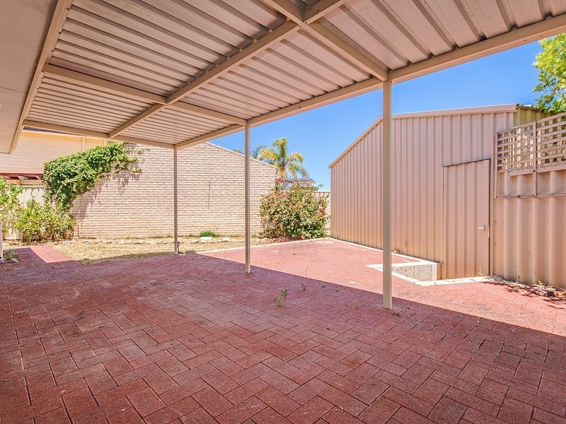 2/61 Inverness Drive, Meadow Springs WA 6210