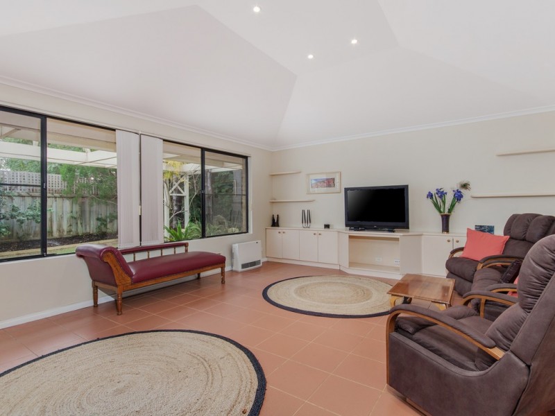 1 Seminole Avenue, Meadow Springs WA 6210