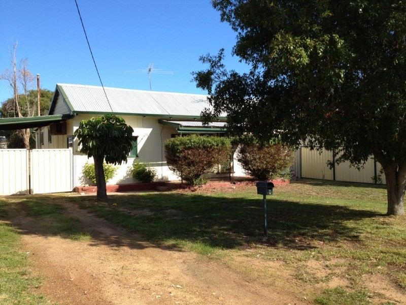 9 Eacott Street, Mandurah WA 6210