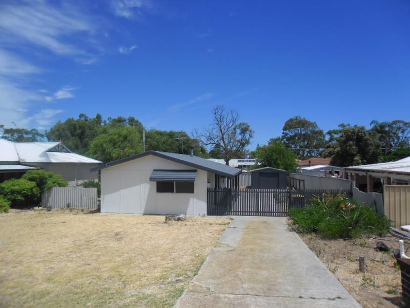 13 Lyelta Street, Falcon WA 6210