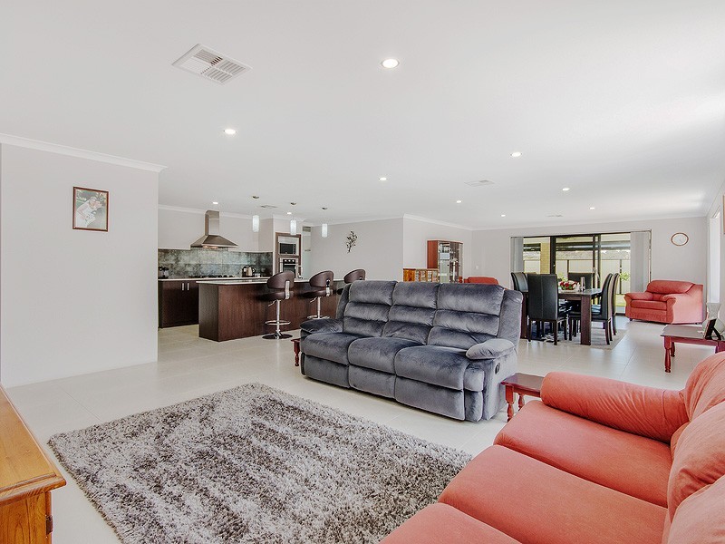 7 Gum Nut Avenue, Dawesville WA 6211