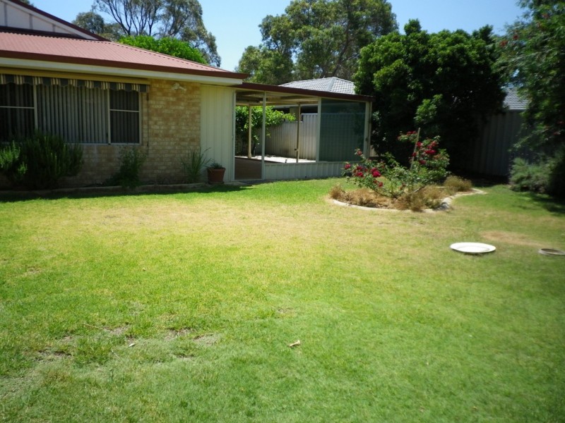 121 Oakmont Avenue, Meadow Springs WA 6210