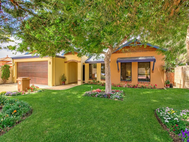 95 WESTVIEW PARADE, Wannanup WA 6210