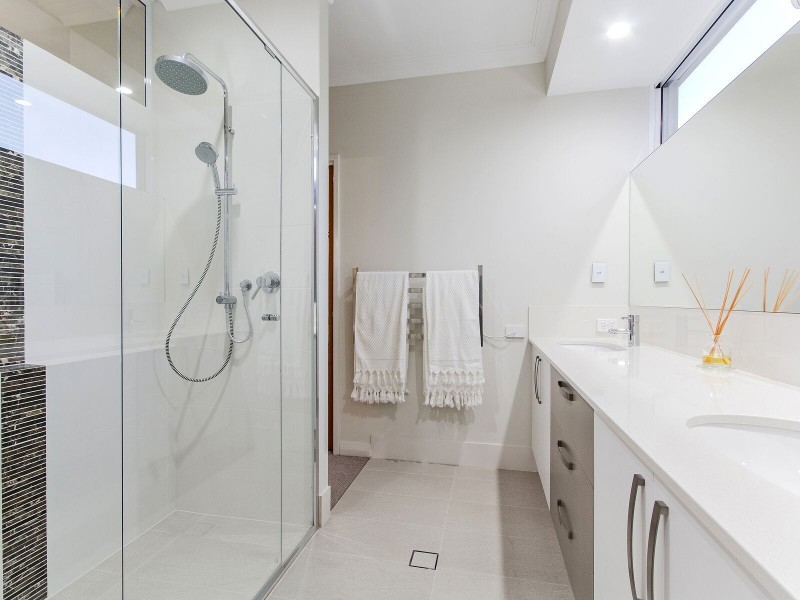 2 REEF VIEW, Wannanup WA 6210