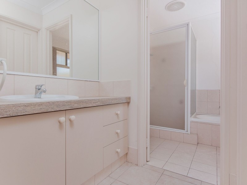 5 SEDGEMERE TERRACE, Erskine WA 6210