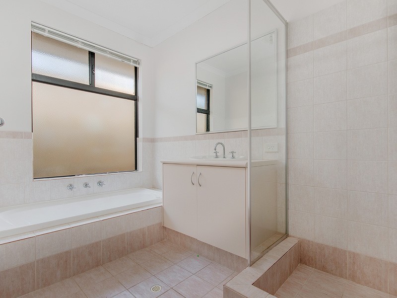 15 Beachport Way, Wannanup WA 6210