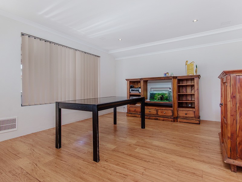 17 Laverton Rise, Dawesville WA 6211