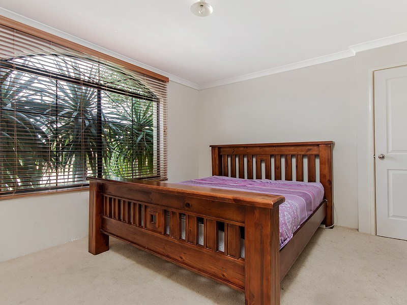 17 Laverton Rise, Dawesville WA 6211