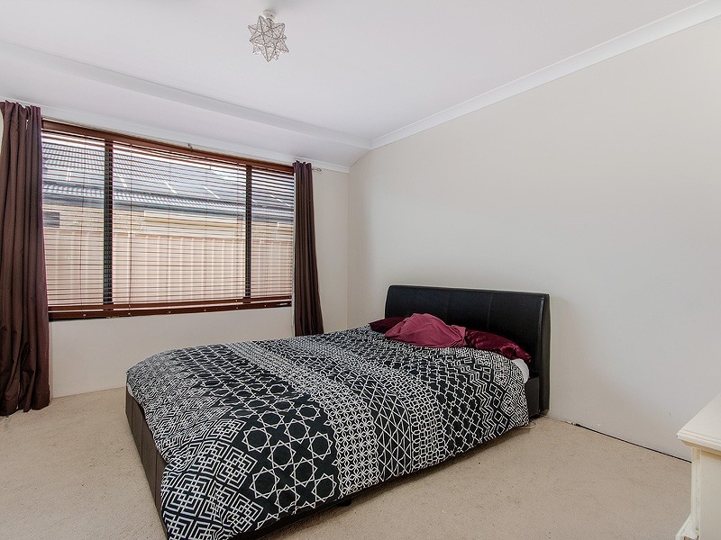 17 Laverton Rise, Dawesville WA 6211