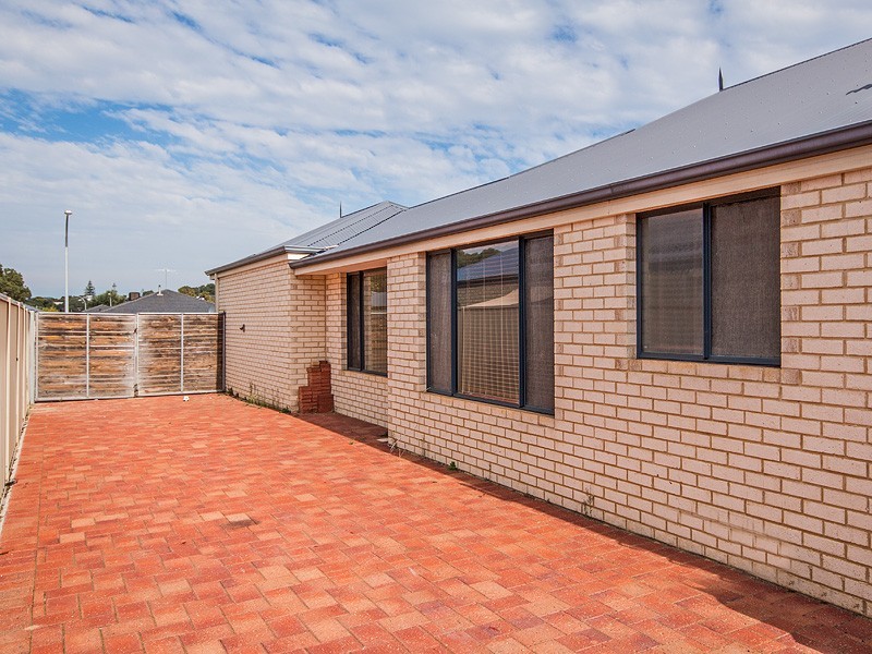17 Laverton Rise, Dawesville WA 6211