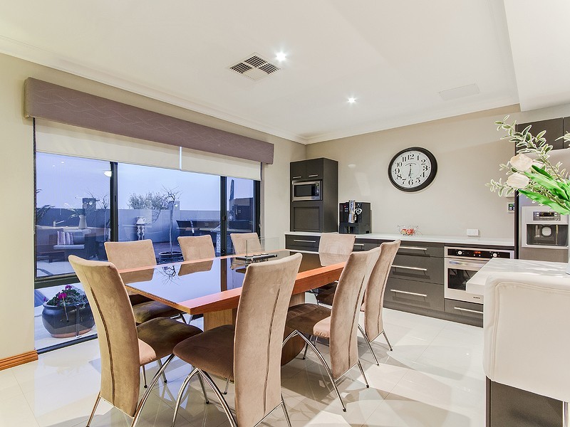 48 Endeavour Circle, Wannanup WA 6210