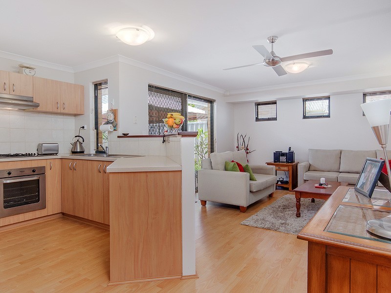 3/2 Shelley Cove, Greenfields WA 6210