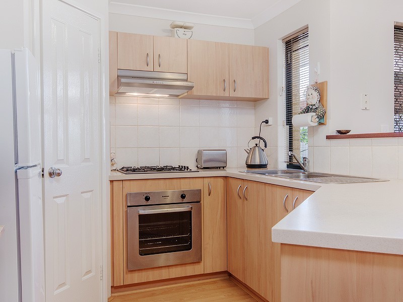 3/2 Shelley Cove, Greenfields WA 6210