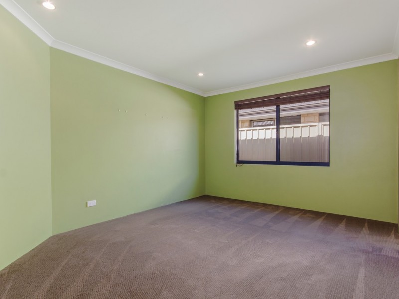10 Lord Hobart Drive, Madora Bay WA 6210