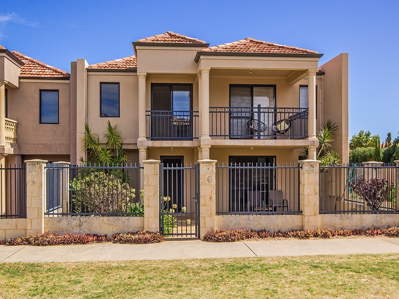 30 Village Mews, Wannanup WA 6210