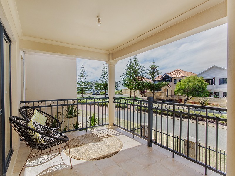 30 Village Mews, Wannanup WA 6210