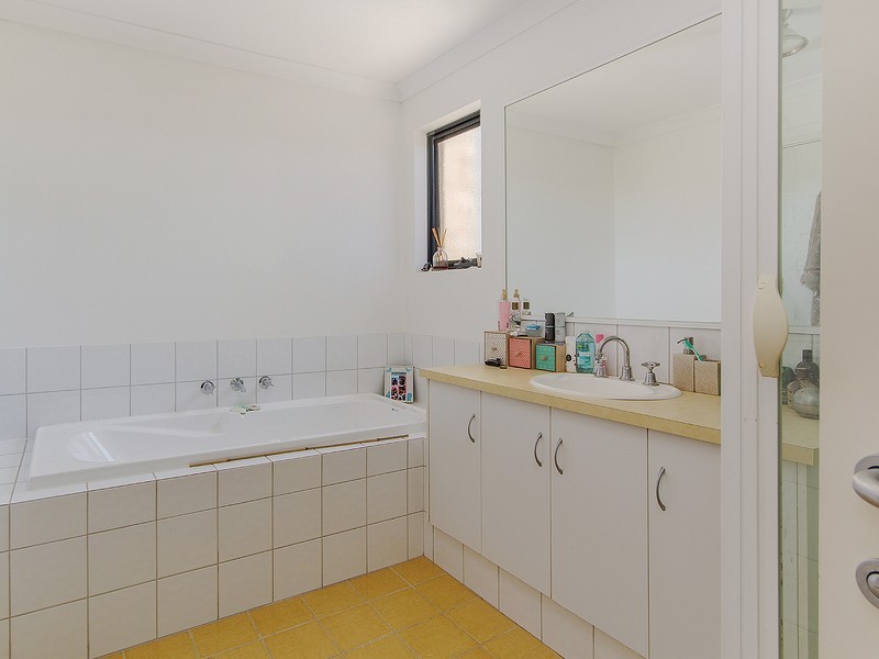30 Village Mews, Wannanup WA 6210