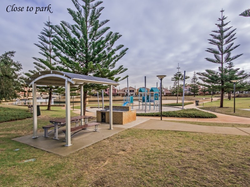 37 Batavia Avenue, Wannanup WA 6210