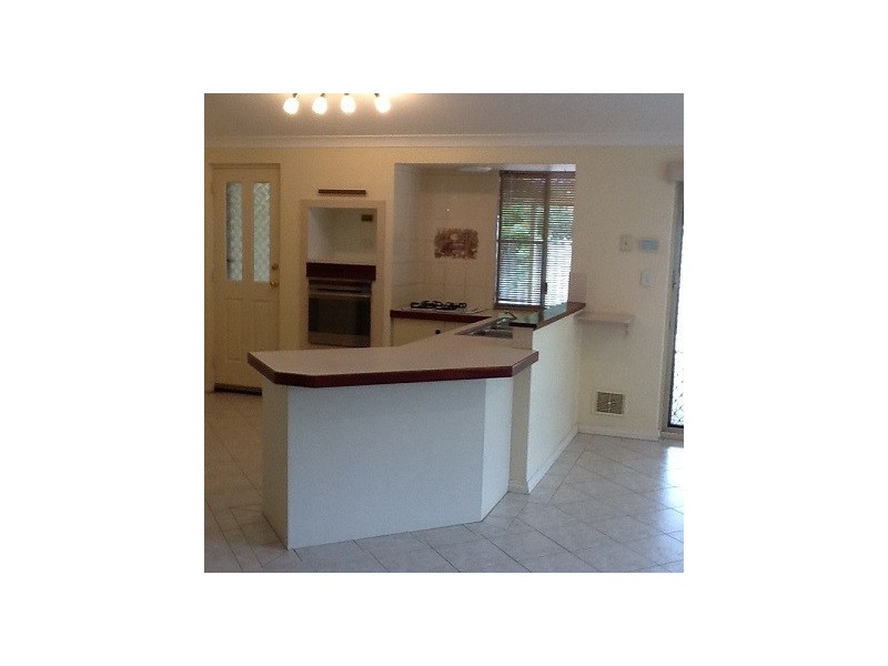 121 Oakmont Avenue, Meadow Springs WA 6210