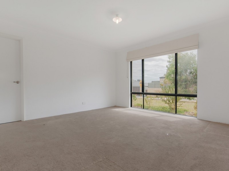 8 Aldham Court, Wellard WA 6170