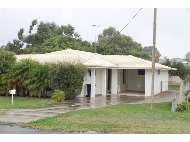 11 Flight Street, Falcon WA 6210