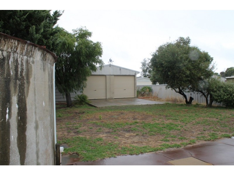 11 Flight Street, Falcon WA 6210