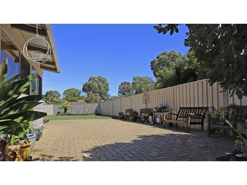 16 Darbal Road, Greenfields WA 6210