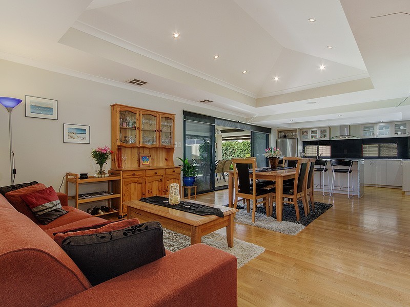 40 Mccubbin Loop, Dawesville WA 6211
