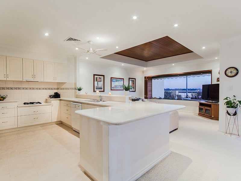 4/10 WINJAN PLACE, Dudley Park WA 6210