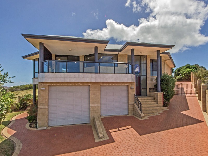 12 Captain Court, Wannanup WA 6210