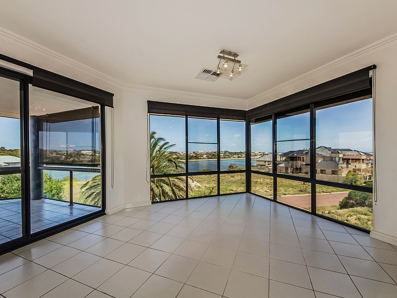 12 Captain Court, Wannanup WA 6210