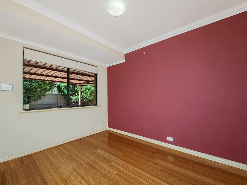 12 Captain Court, Wannanup WA 6210