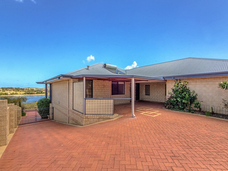 12 Captain Court, Wannanup WA 6210