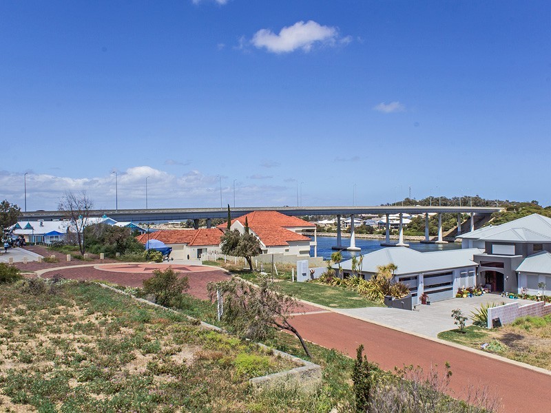 12 Captain Court, Wannanup WA 6210