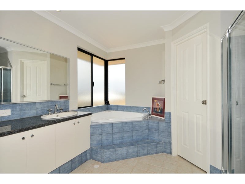 124 Sanctuary Circuit, Dawesville WA 6211