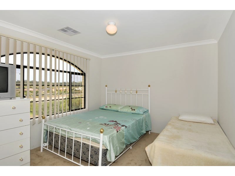 124 Sanctuary Circuit, Dawesville WA 6211
