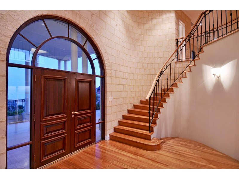 34 Alexis Circle, PORT BOUVARD, Wannanup WA 6210