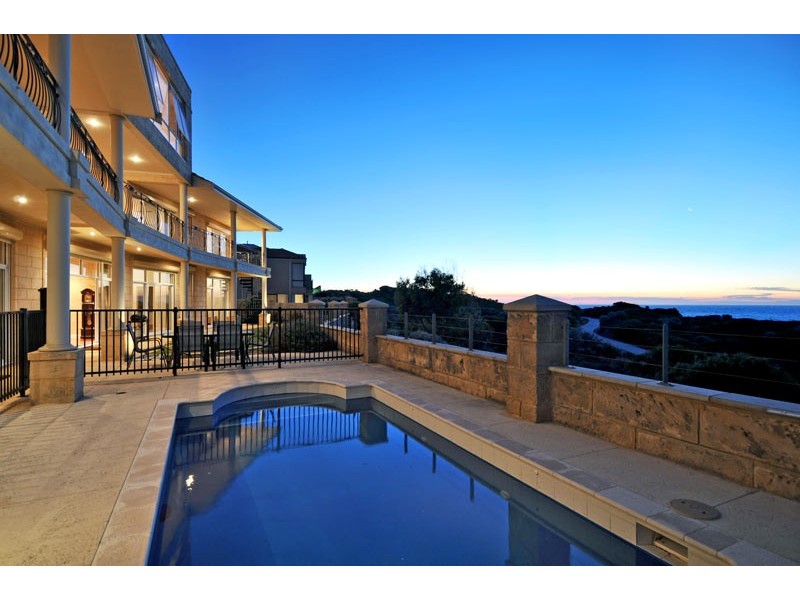 34 Alexis Circle, PORT BOUVARD, Wannanup WA 6210