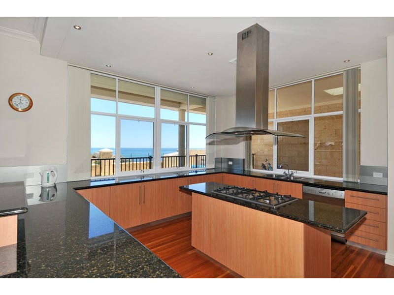 34 Alexis Circle, PORT BOUVARD, Wannanup WA 6210