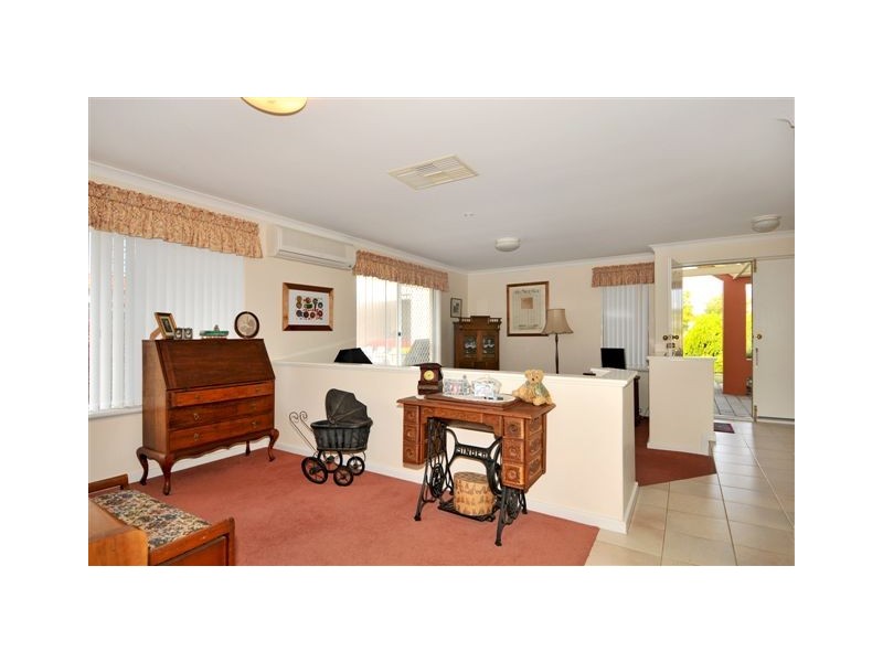 30 Leighton Road East, Halls Head WA 6210