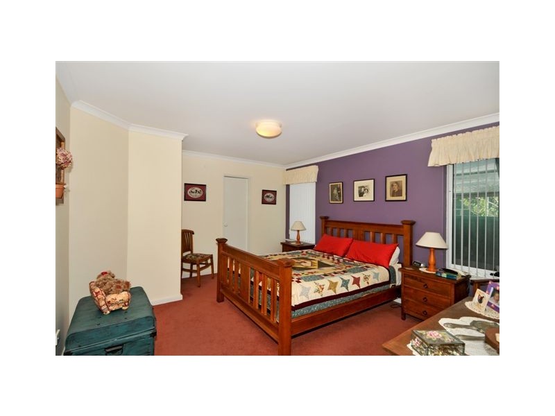 30 Leighton Road East, Halls Head WA 6210