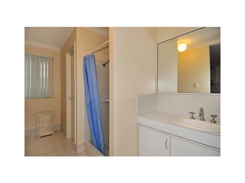 30 Leighton Road East, Halls Head WA 6210