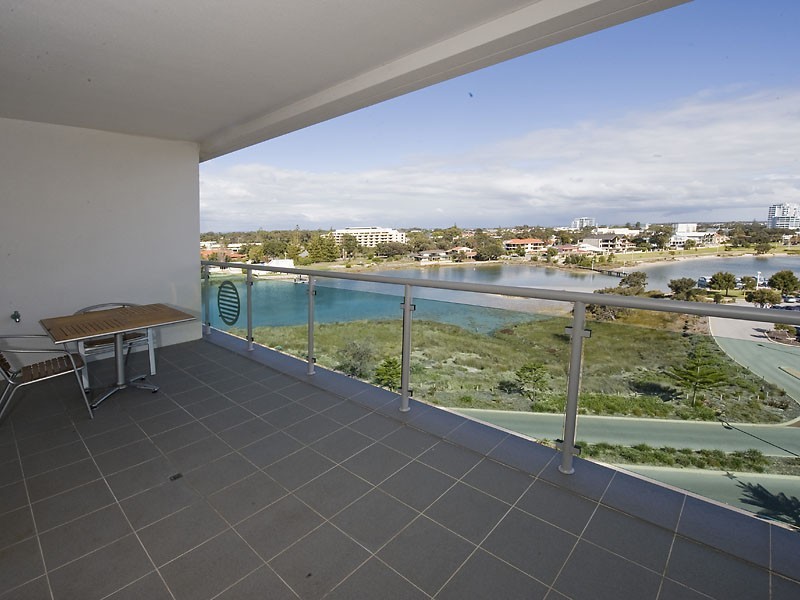 505, 42-16 Dolphin Drive, Mandurah WA 6210